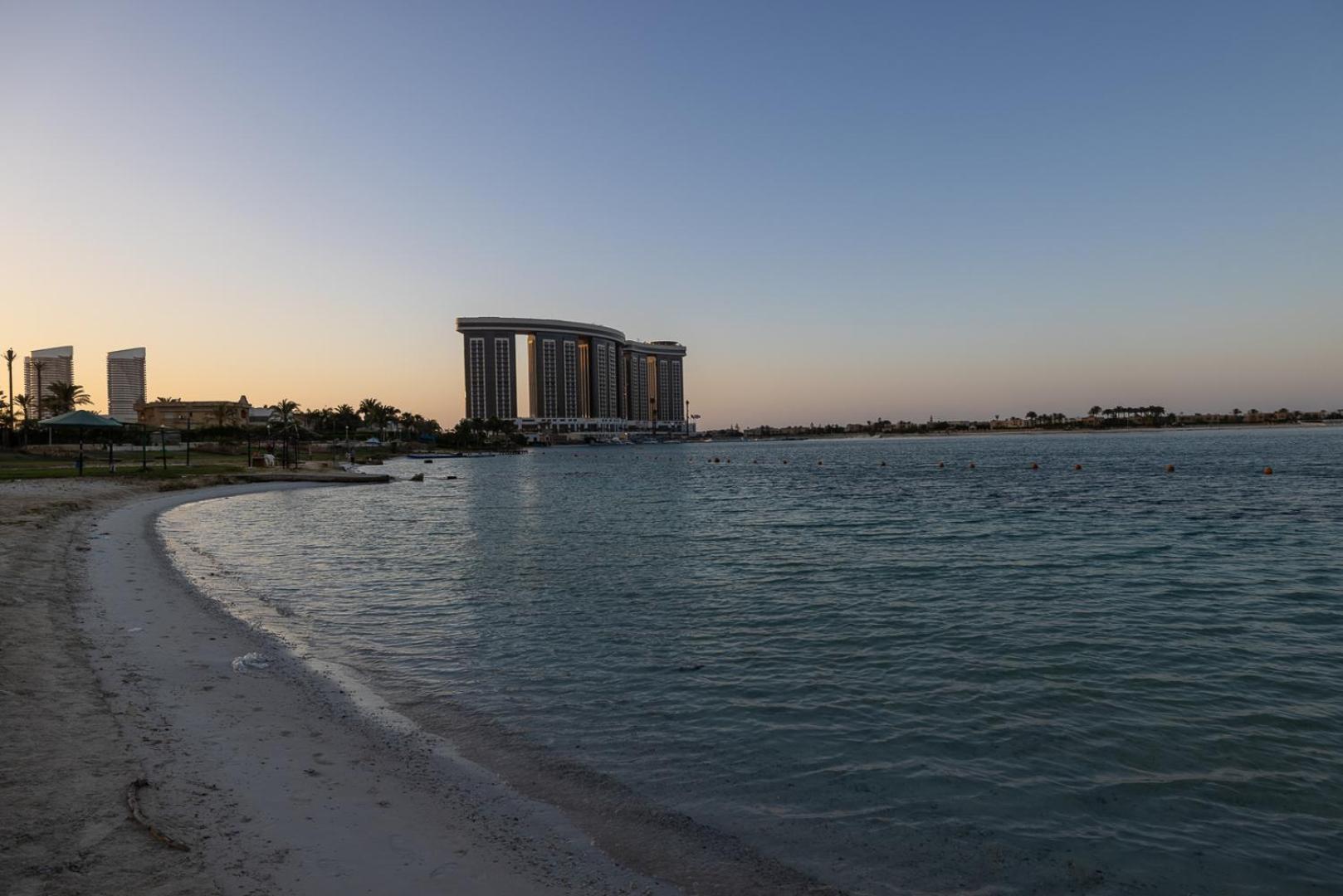 Porto Golf Marina Aqua Park & Beach Access By Best Of Bedz El Alamein Exterior foto